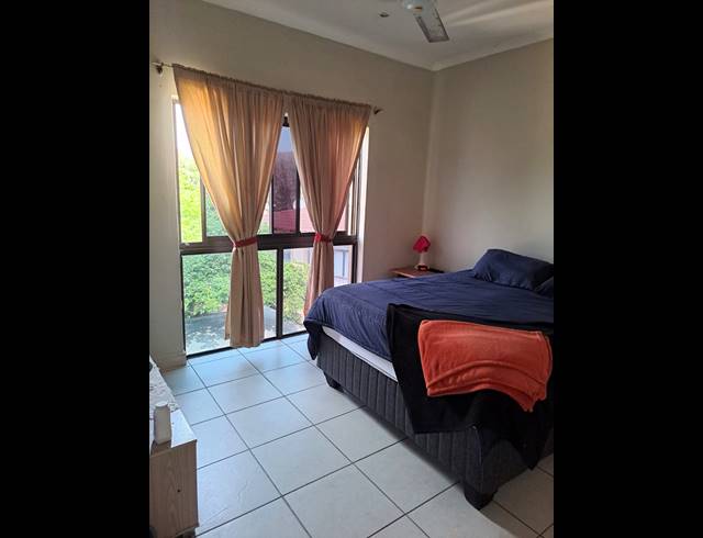 1 bed property for sale in ILLOVO BEACH